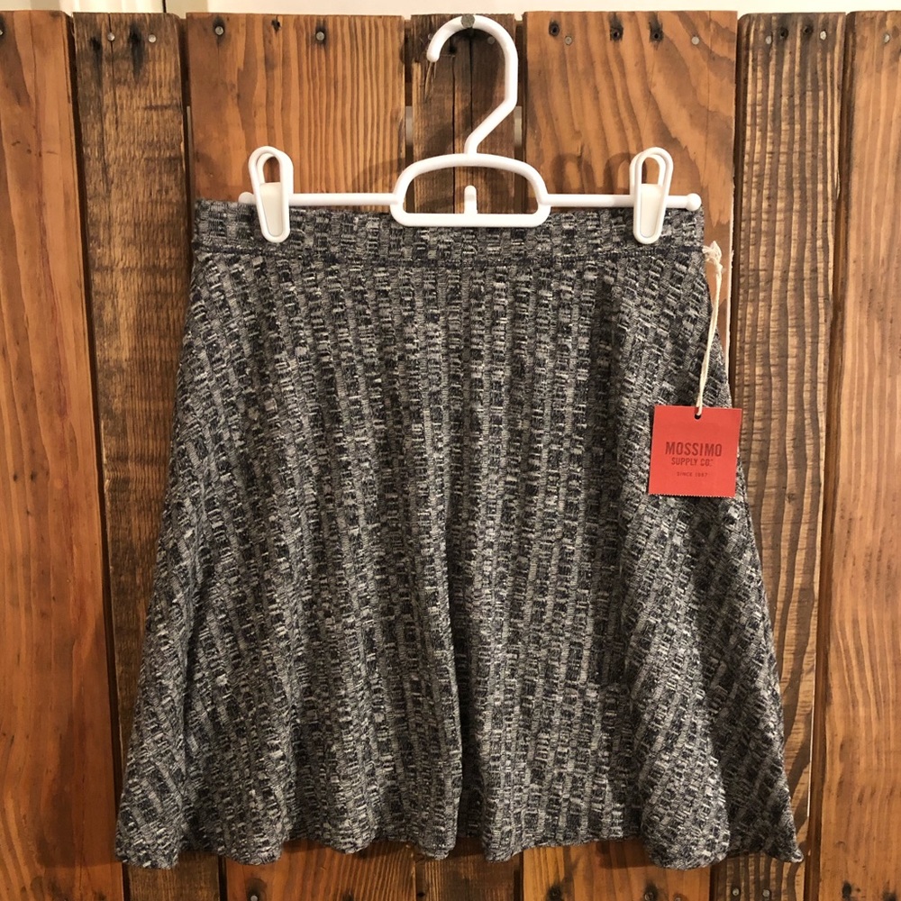 NWT Mossimo Supply Co. small gray skater skirt - Picture 1 of 2